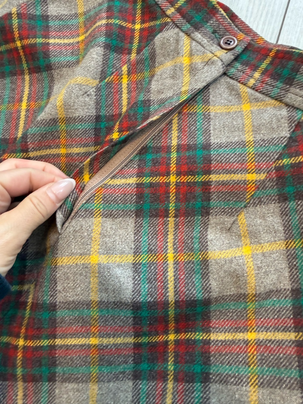 Vintage 100% wool plaid maxi skirt 12 brown red yellow tartan academia Canada - Picture 5 of 7